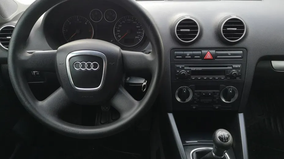 AUDI A3 -