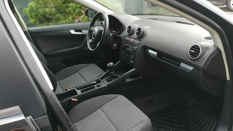 AUDI A3 -
