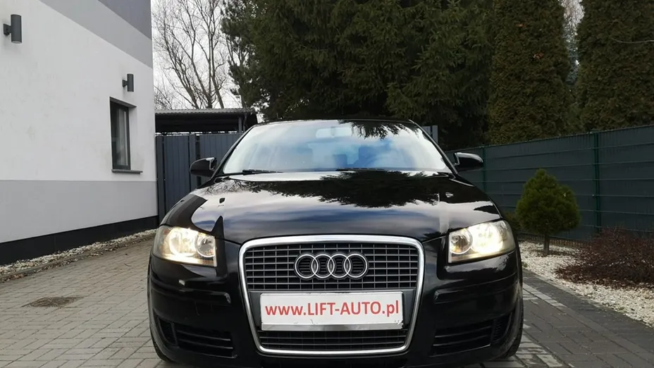 AUDI A3 -