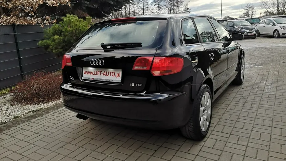 AUDI A3 -