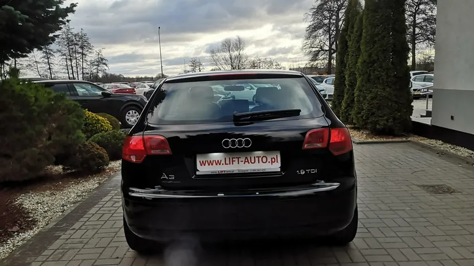 AUDI A3 -