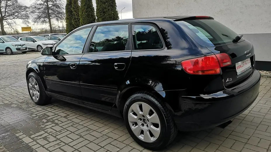 AUDI A3 -