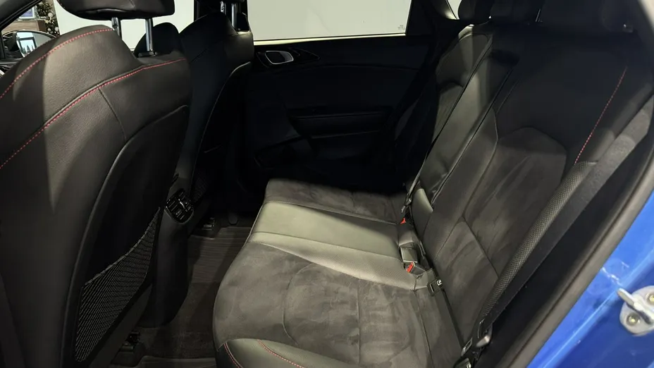 KIA Cee'd Ceed 1.6 T-GDI GT DCT