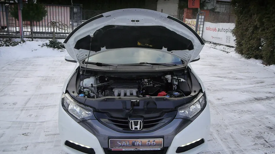 HONDA Civic -