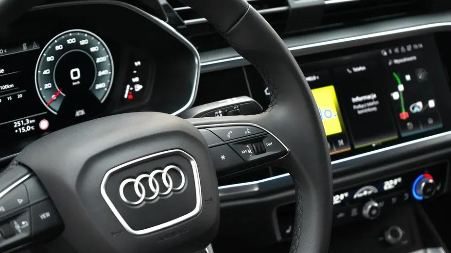 AUDI Q3 Q3 35 TFSI mHEV S-Line S tronic