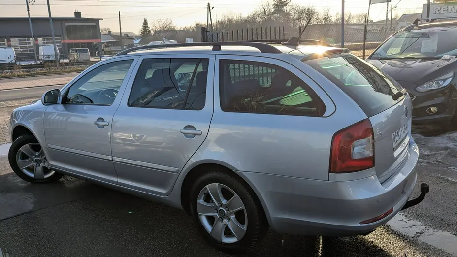 SKODA Octavia -