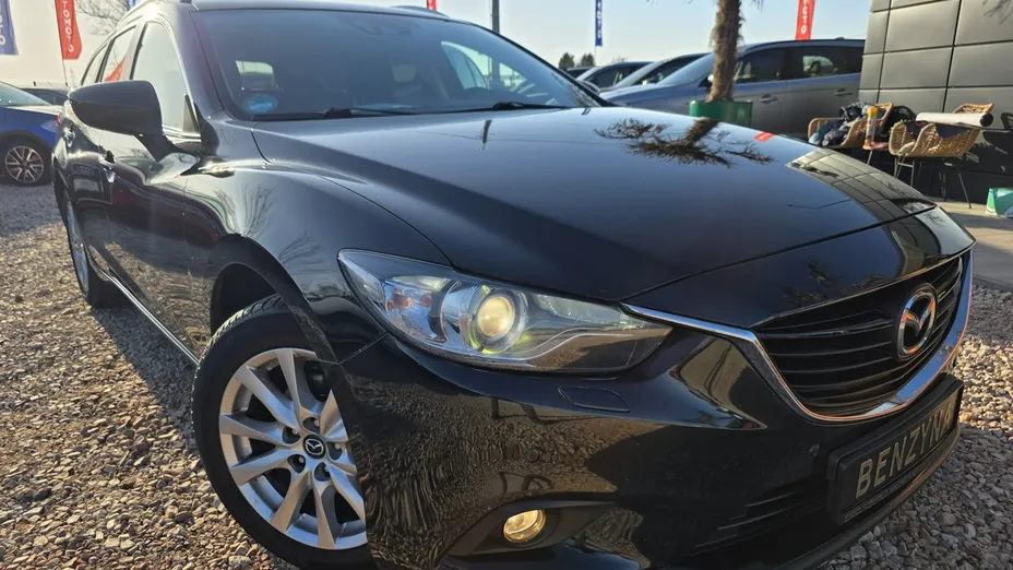 MAZDA 6 -