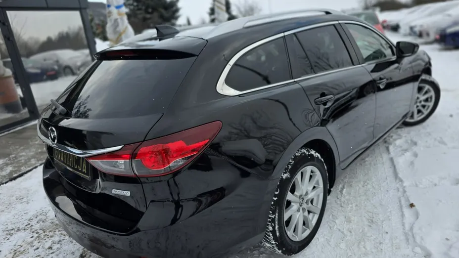 MAZDA 6 -