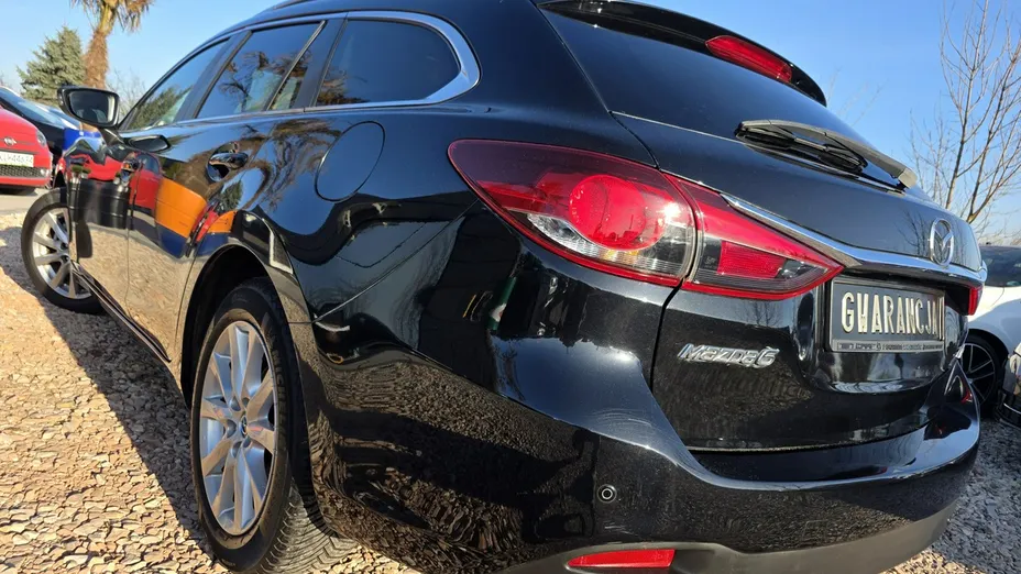 MAZDA 6 -