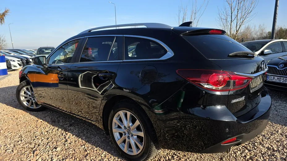MAZDA 6 -
