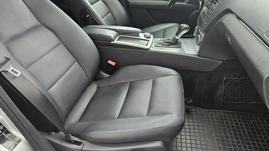 MERCEDES-BENZ C Klasa -