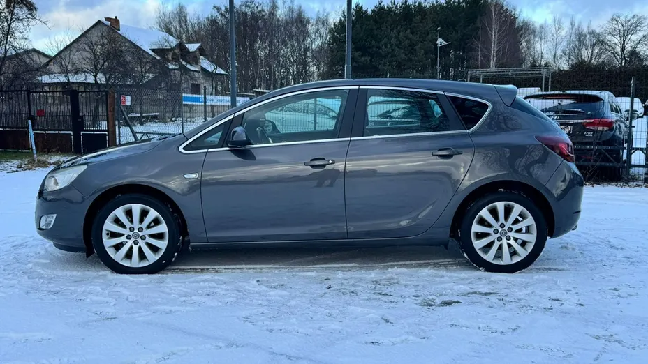 OPEL Astra -