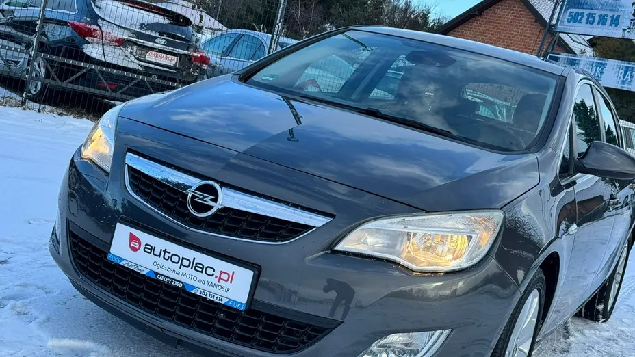 OPEL Astra -