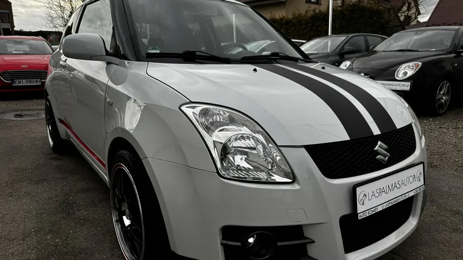SUZUKI Swift -