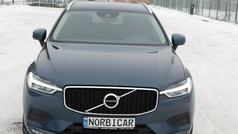 VOLVO XC60 -