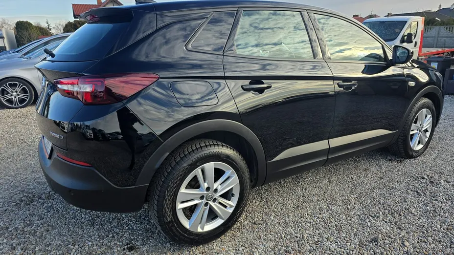 OPEL Grandland X -