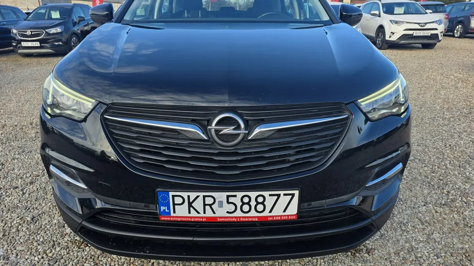 OPEL Grandland X -