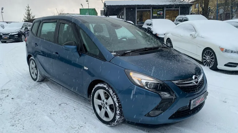 OPEL Zafira -
