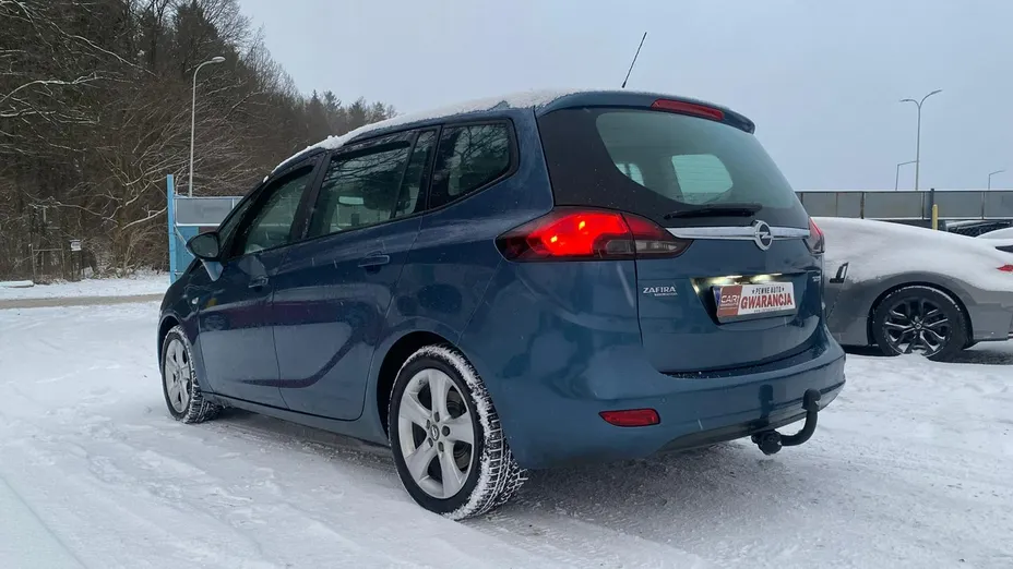 OPEL Zafira -