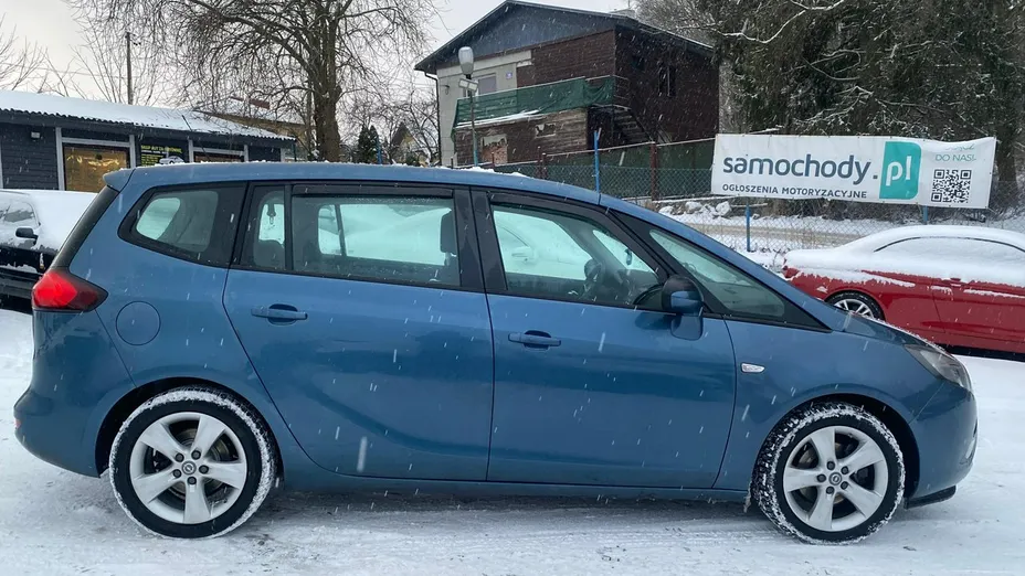 OPEL Zafira -