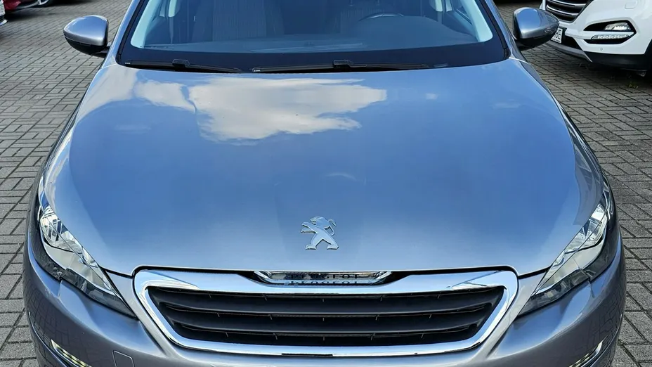 PEUGEOT 308 -