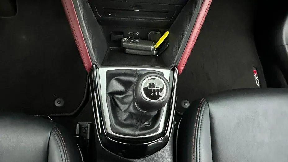 MAZDA CX-3 -