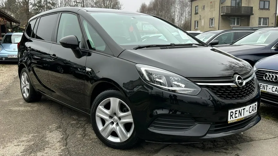 OPEL Zafira -