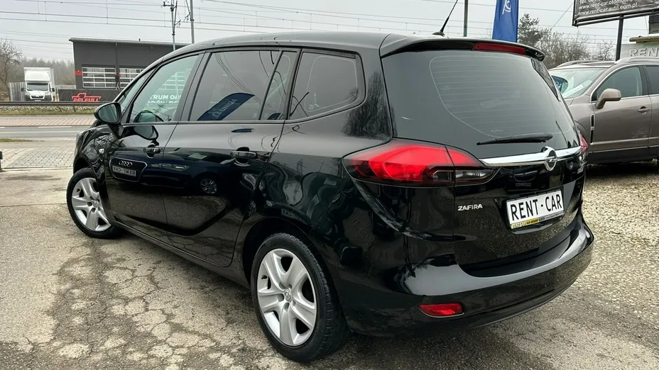OPEL Zafira -