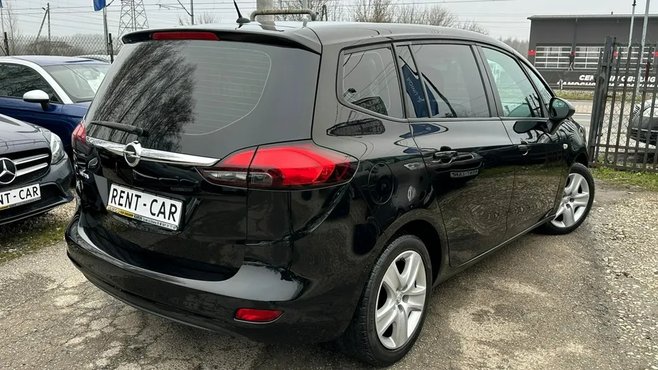 OPEL Zafira -