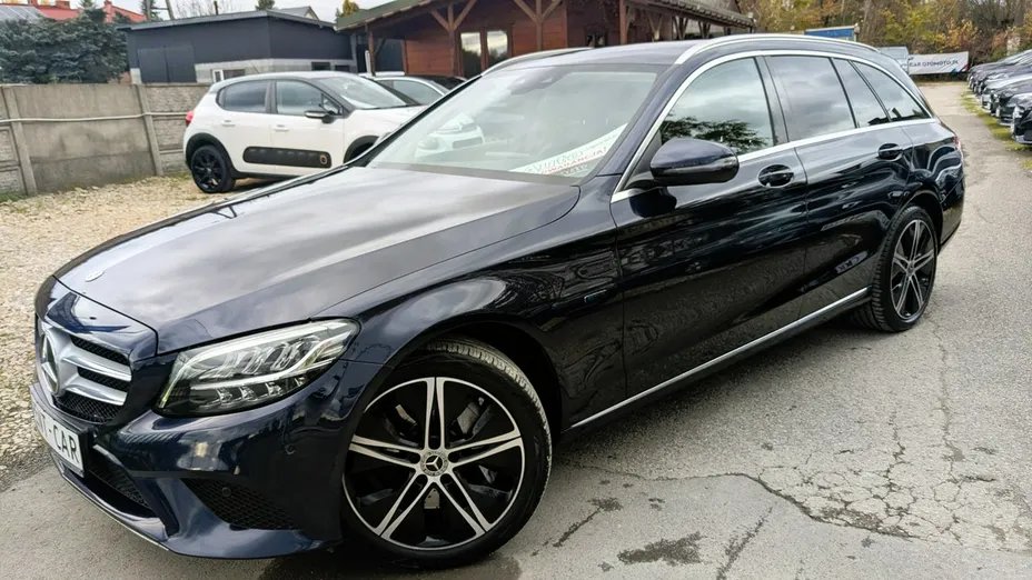MERCEDES-BENZ C Klasa -