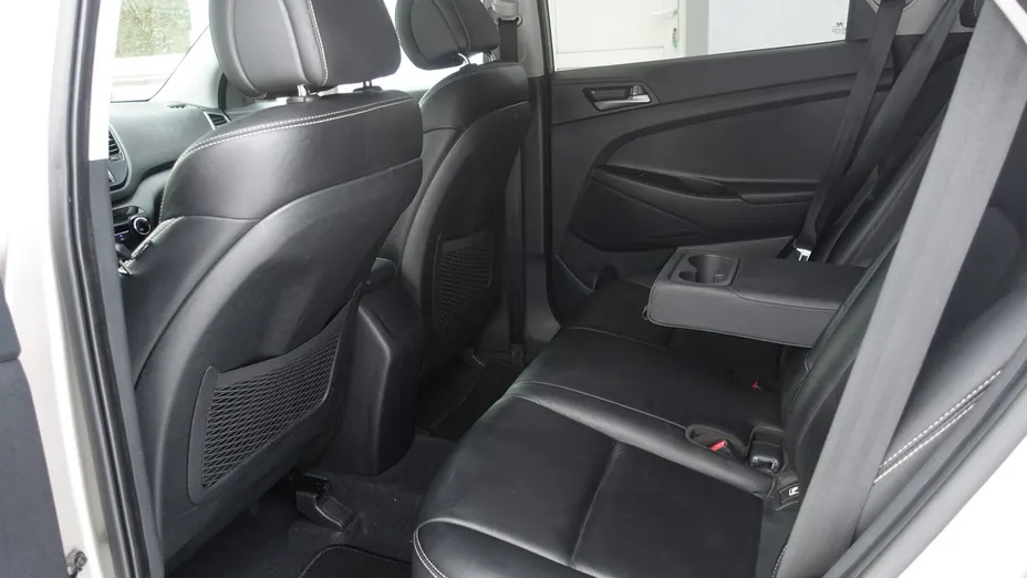 HYUNDAI Tucson -