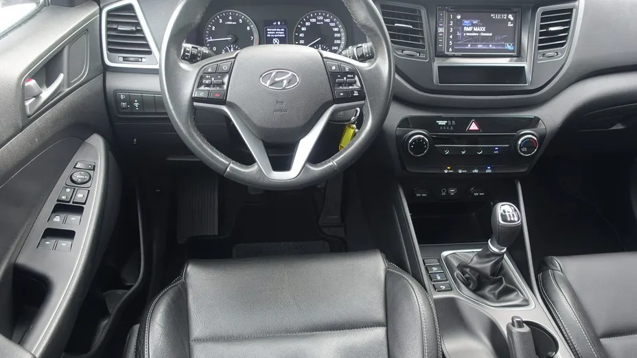 HYUNDAI Tucson -