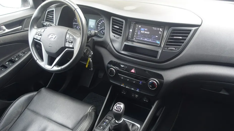 HYUNDAI Tucson -