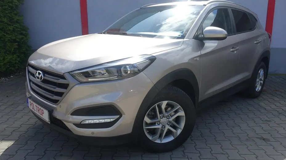 HYUNDAI Tucson -