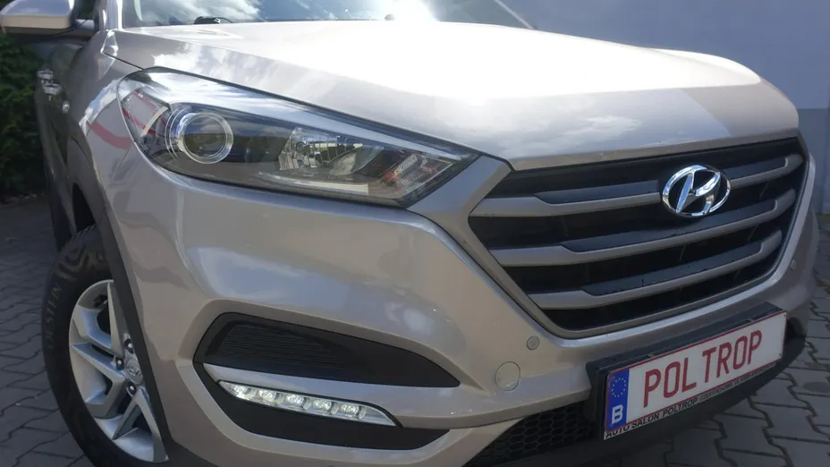 HYUNDAI Tucson -