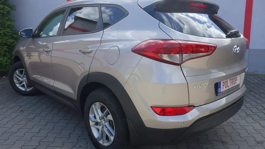 HYUNDAI Tucson -