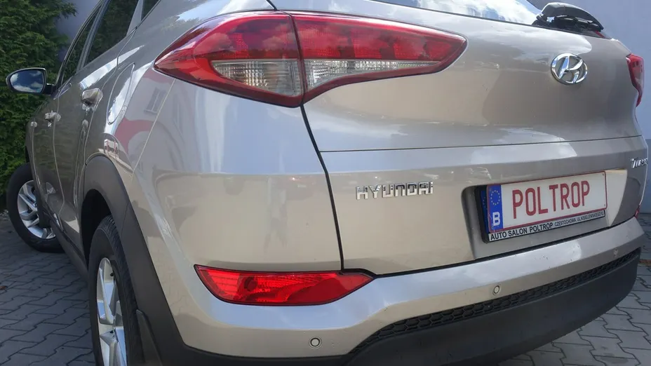 HYUNDAI Tucson -