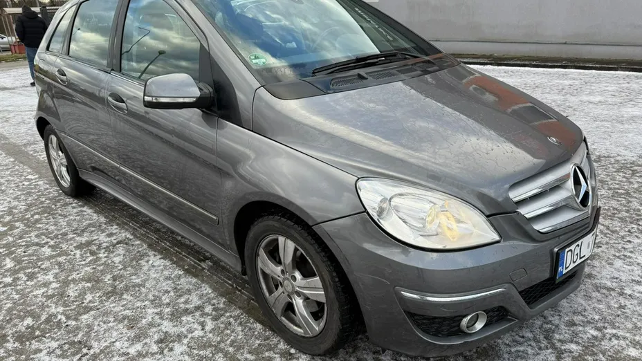 MERCEDES-BENZ B Klasa -