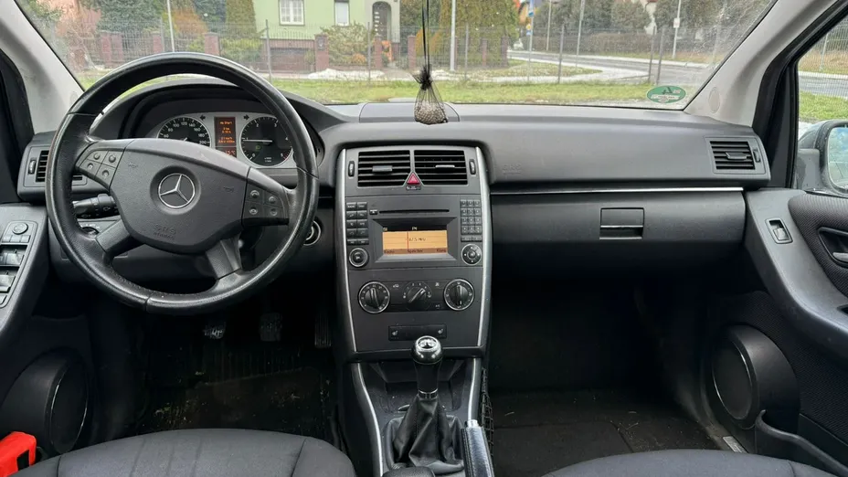 MERCEDES-BENZ B Klasa -