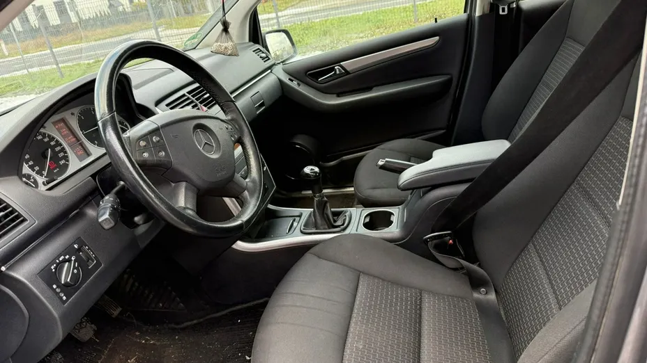 MERCEDES-BENZ B Klasa -