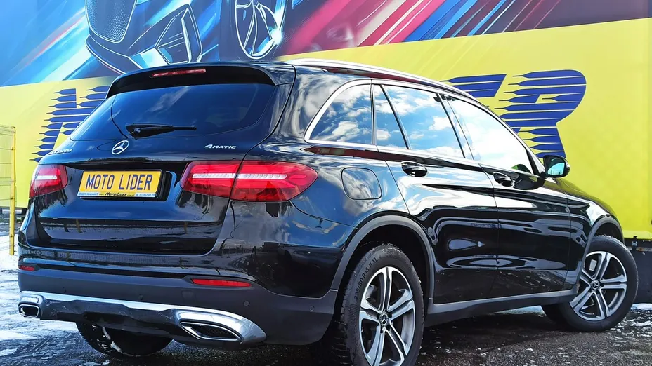 MERCEDES-BENZ GLC -