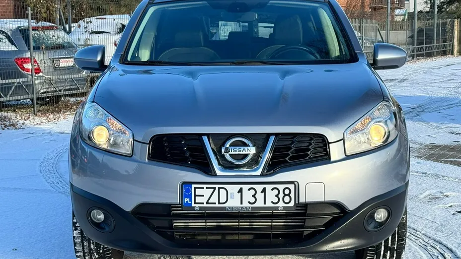 NISSAN Qashqai -