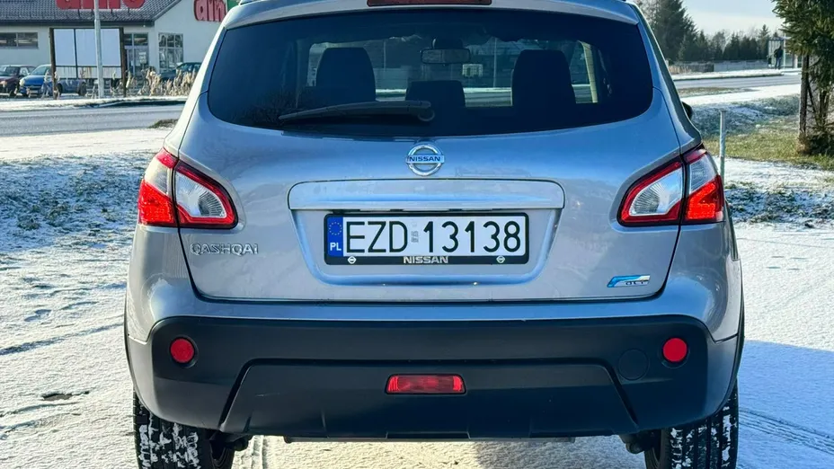 NISSAN Qashqai -