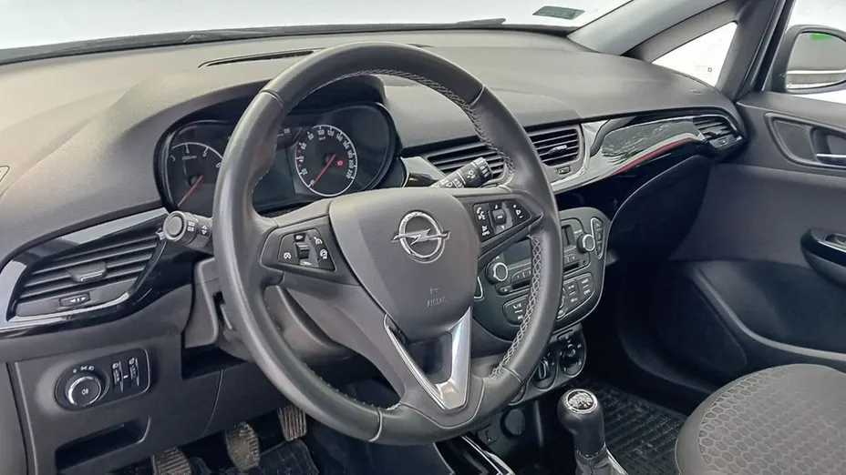 OPEL Corsa -