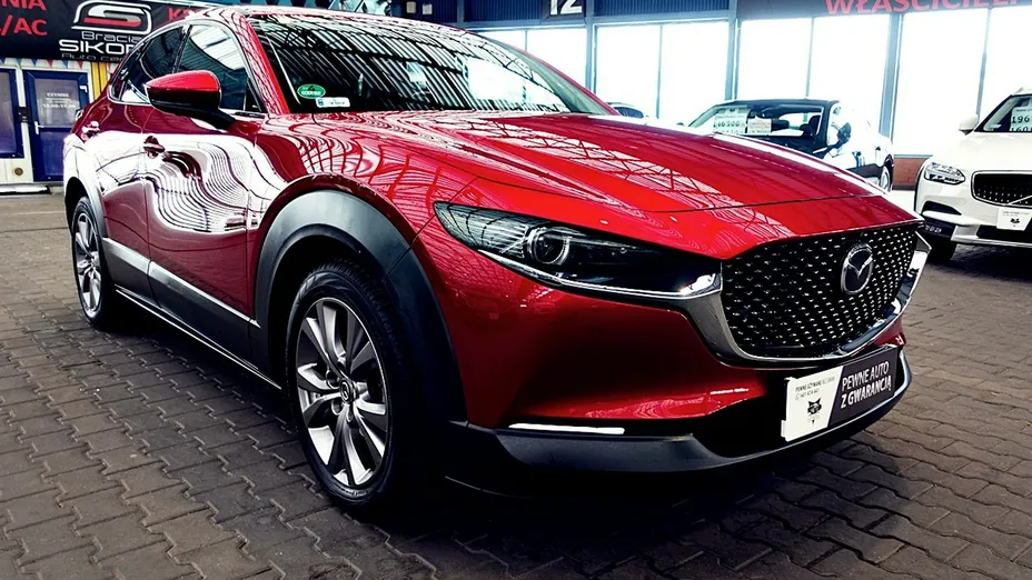 MAZDA CX-30 -