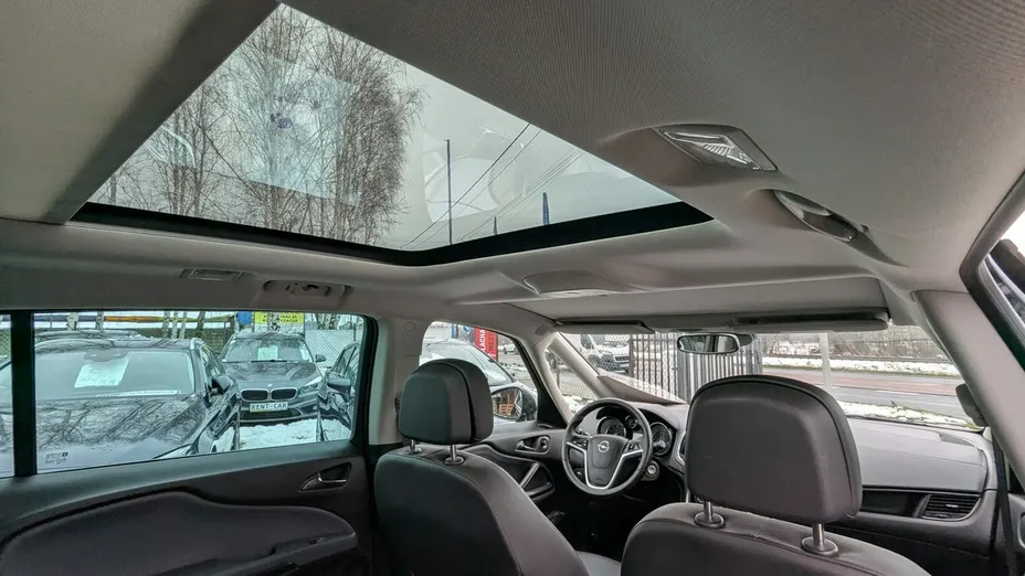 OPEL Zafira -