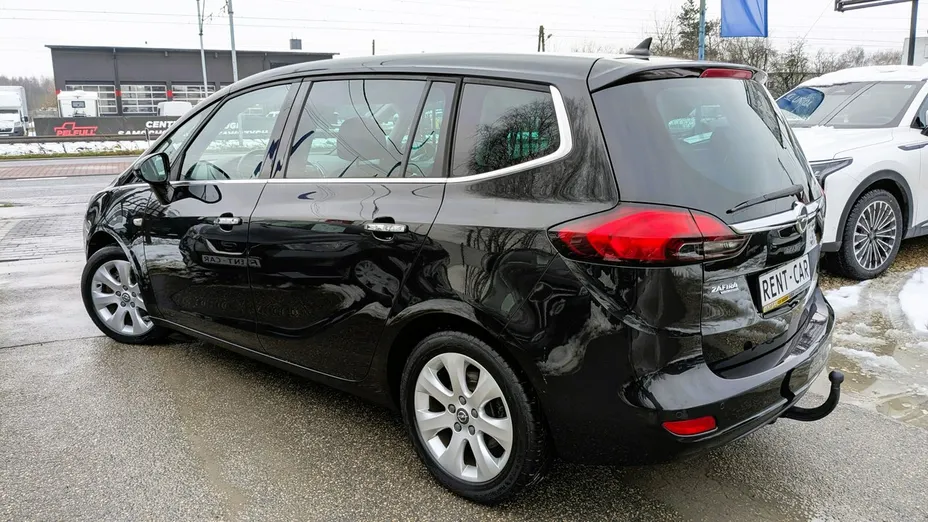 OPEL Zafira -