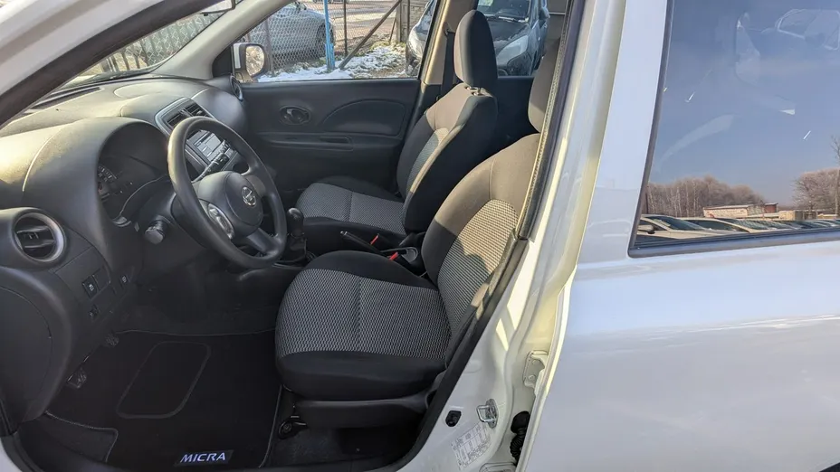 NISSAN Micra -