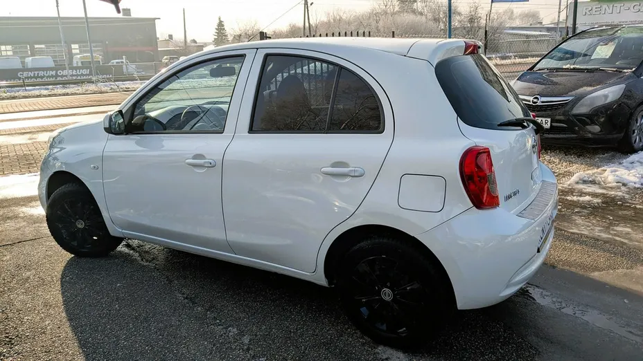 NISSAN Micra -