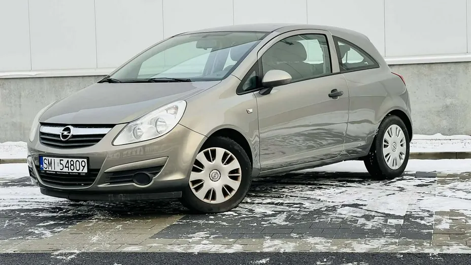 OPEL Corsa -